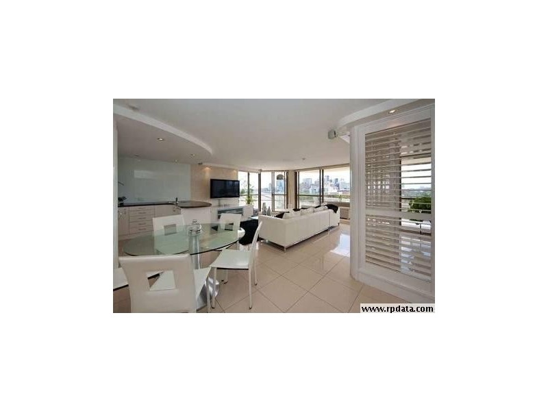 10 Lower River Terrace, South Bank QLD 4101