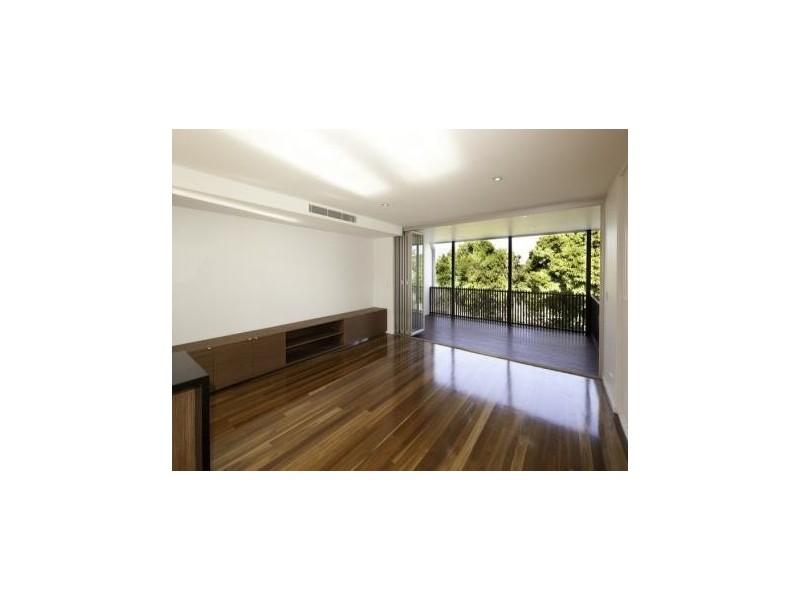 2/102 Hardgrave Road, West End QLD 4101