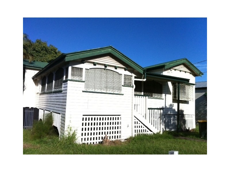 5 Harwill St., Coorparoo QLD 4151