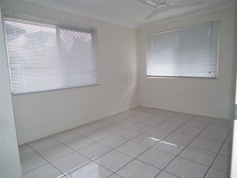 97 Sherwood Road, Rocklea QLD 4106