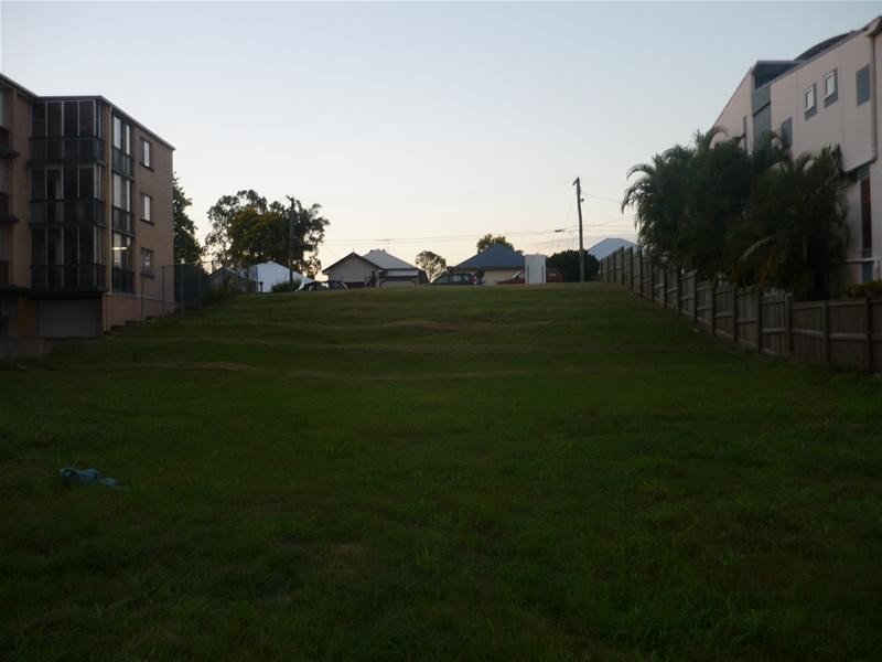 9 Avebury Street, West End QLD 4101