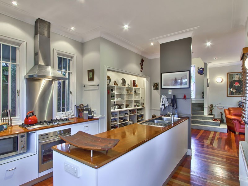 5 Glenfield St, West End QLD 4101