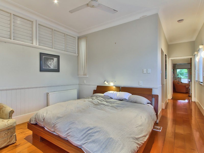 5 Glenfield St, West End QLD 4101