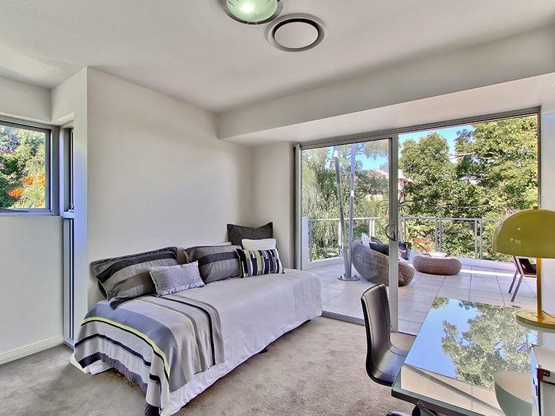10/137 Dornoch Terrace, Highgate Hill QLD 4101
