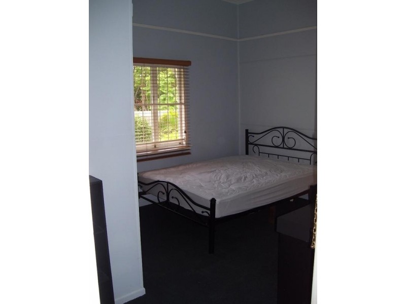 2/11 Salstone Street, Kangaroo Point QLD 4169