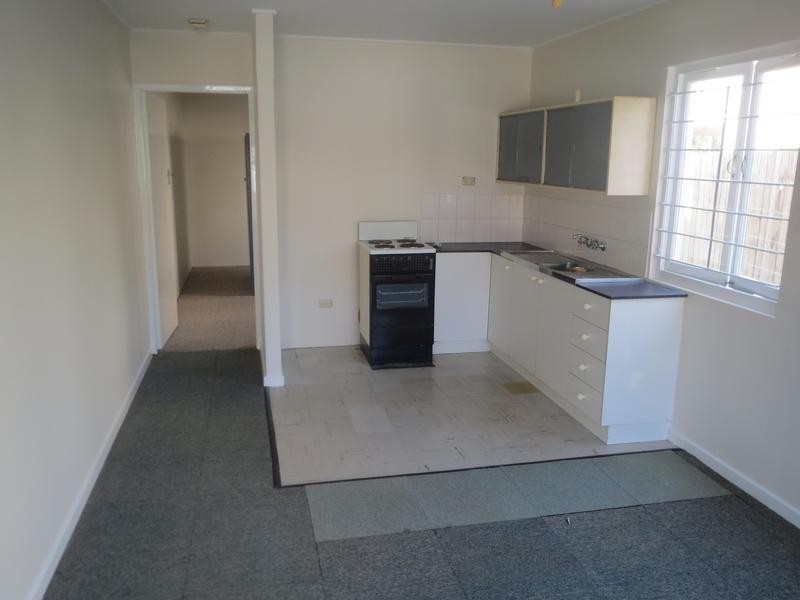 2/22 Vera Street, Greenslopes QLD 4120