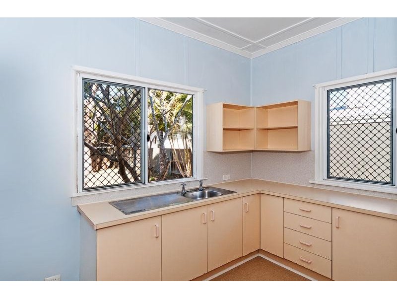 42 Eversley Terrace, Yeronga QLD 4104