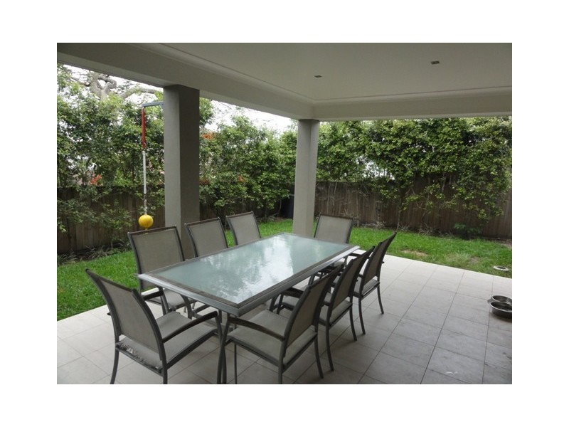 1 Lochaber Street, Dutton Park QLD 4102