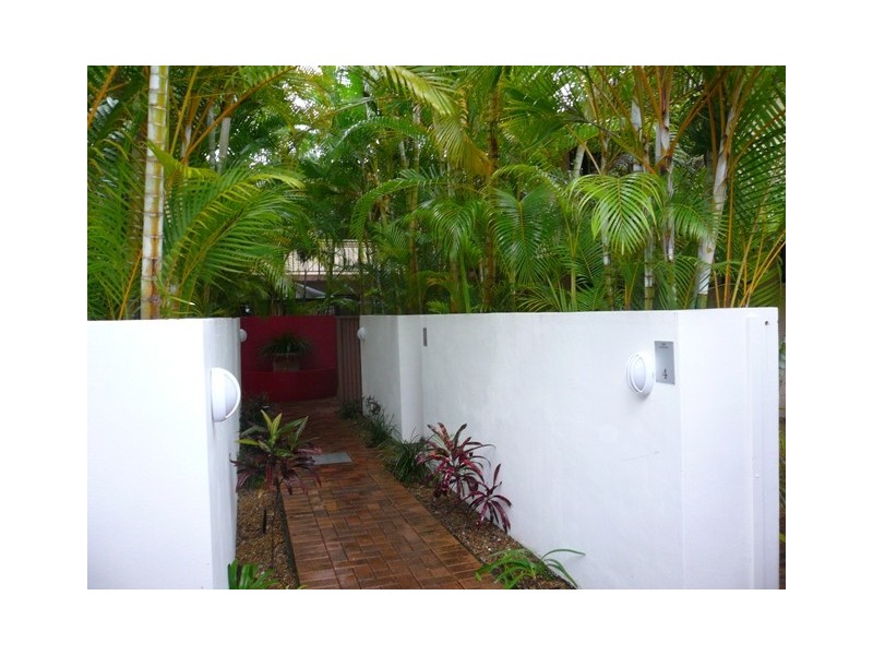 2/25 Dudley St, Highgate Hill QLD 4101