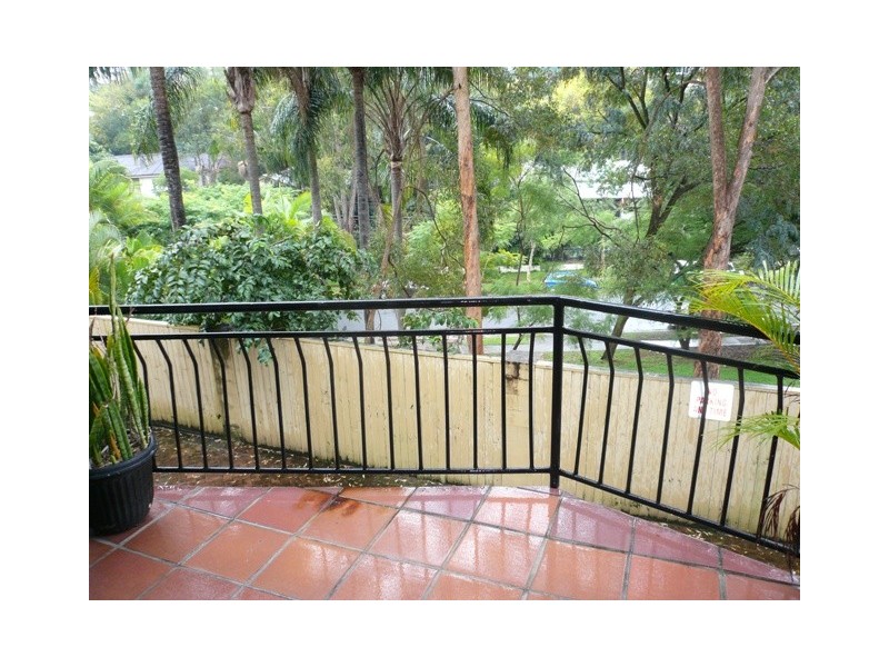 2/25 Dudley St, Highgate Hill QLD 4101