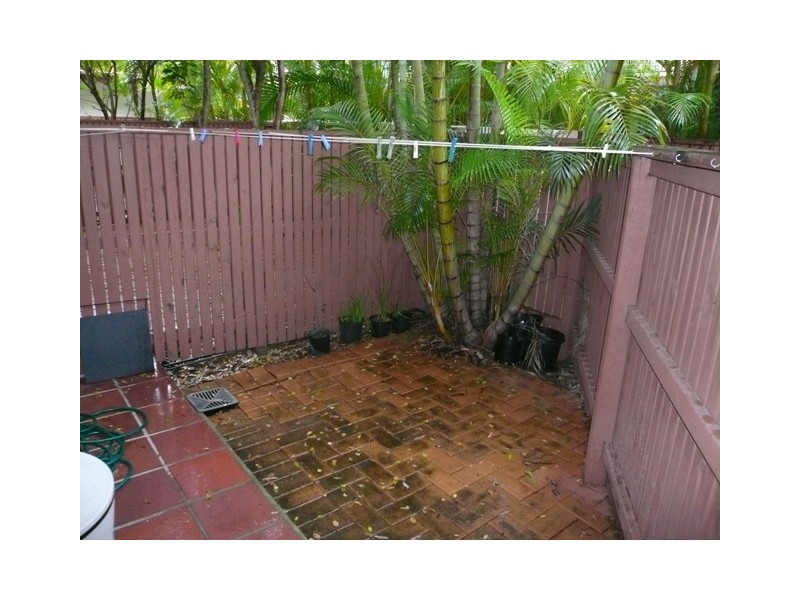 2/25 Dudley St, Highgate Hill QLD 4101