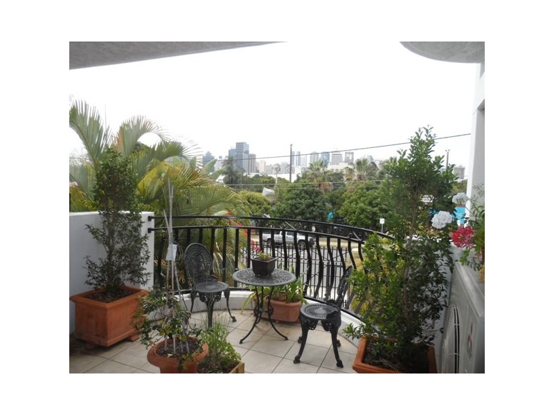 8/39 Edmondstone Street, South Brisbane QLD 4101