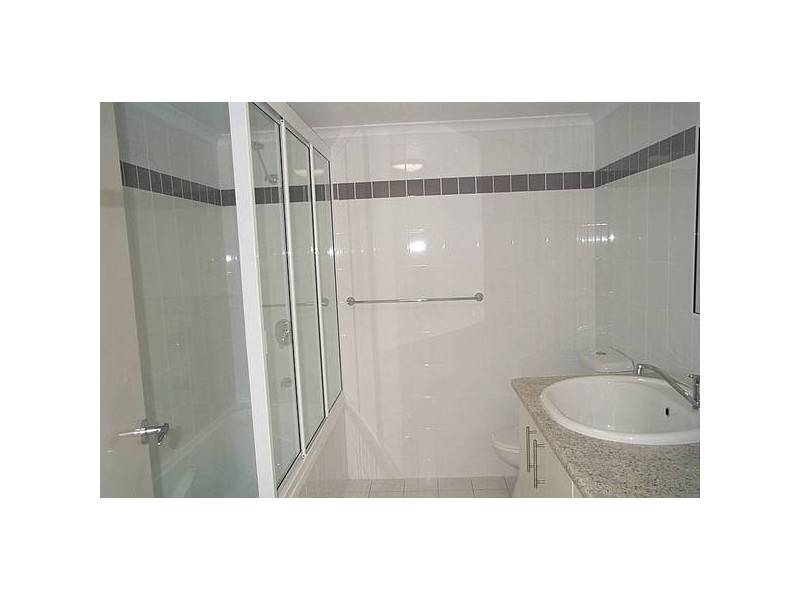 Dornoch Terrace, Highgate Hill QLD 4101