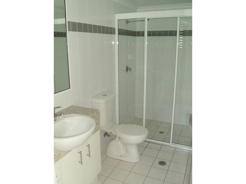 Dornoch Terrace, Highgate Hill QLD 4101