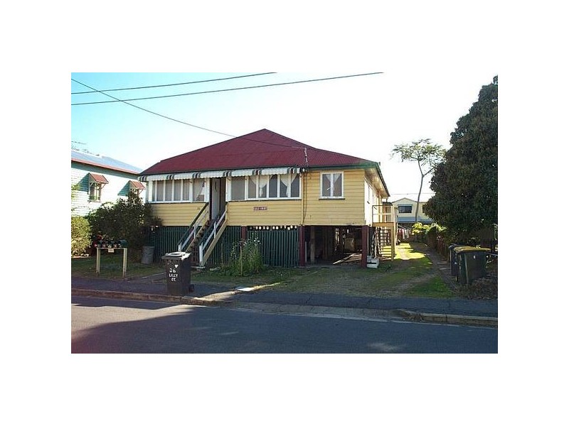 2/26 Lilly Street, Greenslopes QLD 4120