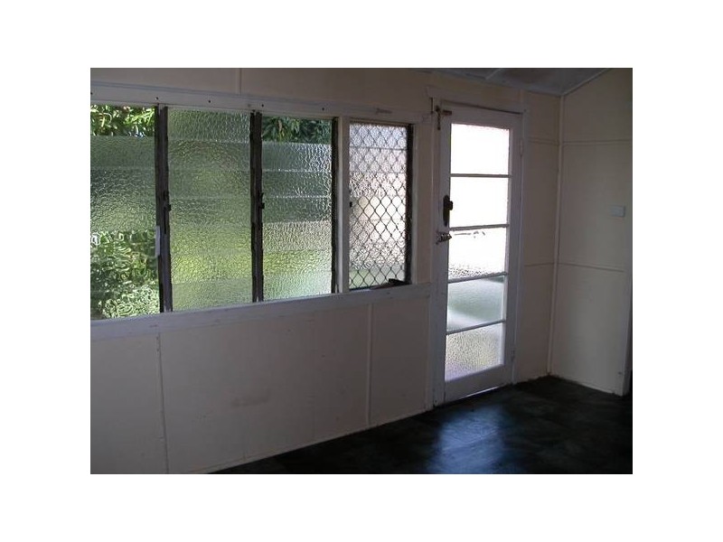 2/26 Lilly Street, Greenslopes QLD 4120