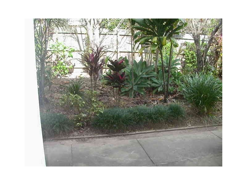 2/132A Waterton Street, Annerley QLD 4103