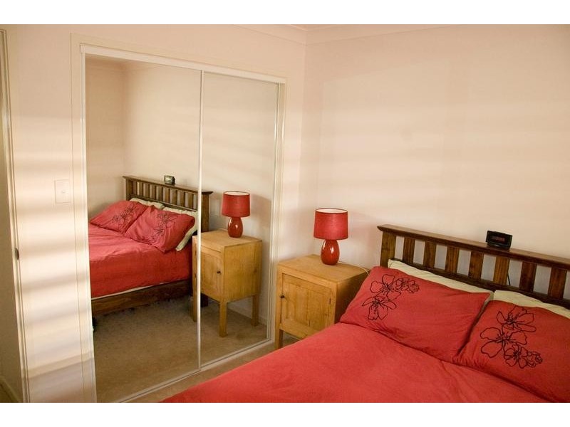 2/58 Ross Street, Woolloongabba QLD 4102