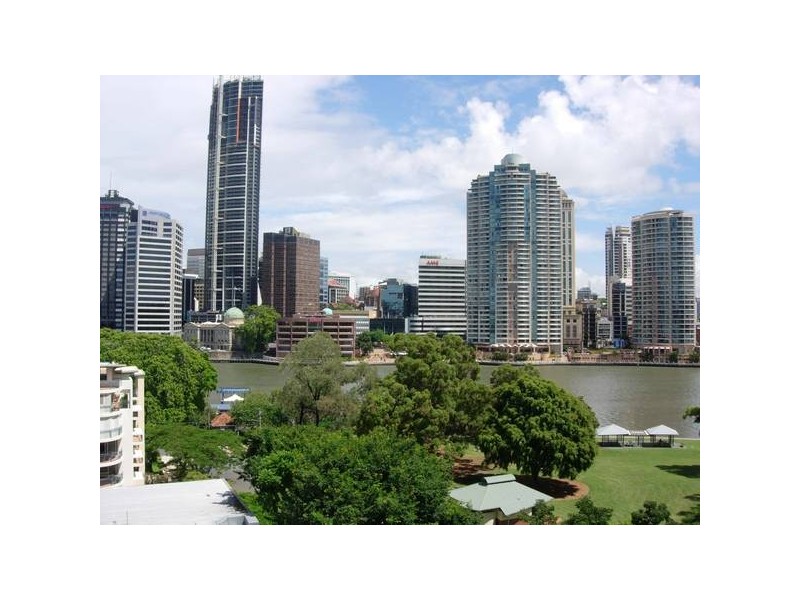 Main Street, Kangaroo Point QLD 4169