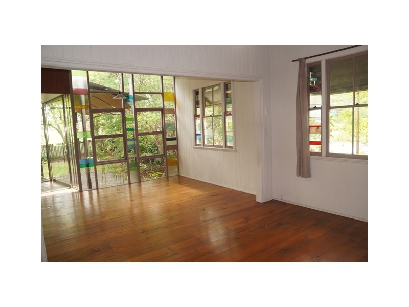 55 Mossgrove Street, Woolloongabba QLD 4102