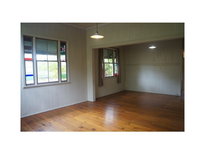 55 Mossgrove Street, Woolloongabba QLD 4102