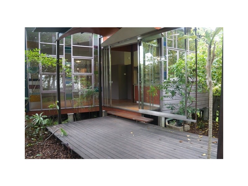 55 Mossgrove Street, Woolloongabba QLD 4102