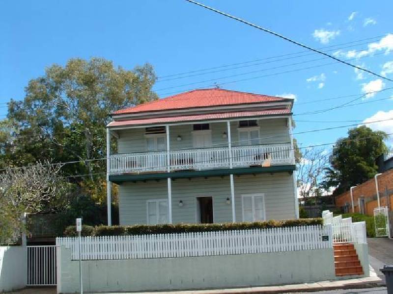 11 Cambridge Street, West End QLD 4101