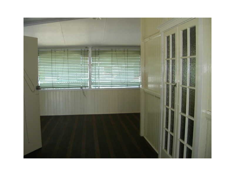 5 Harwill Street, Coorparoo QLD 4151