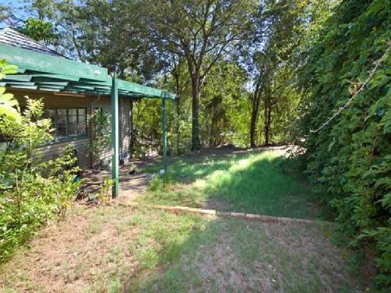 12 St James Street, Highgate Hill QLD 4101