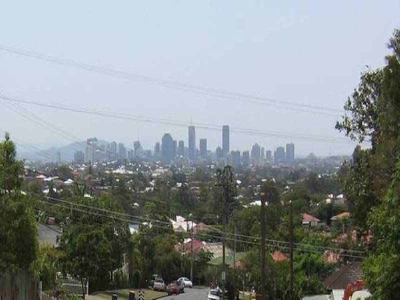 64 Henzell Terrace, Greenslopes QLD 4120