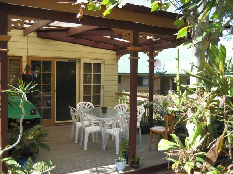 2 Lochaber Street, Dutton Park QLD 4102