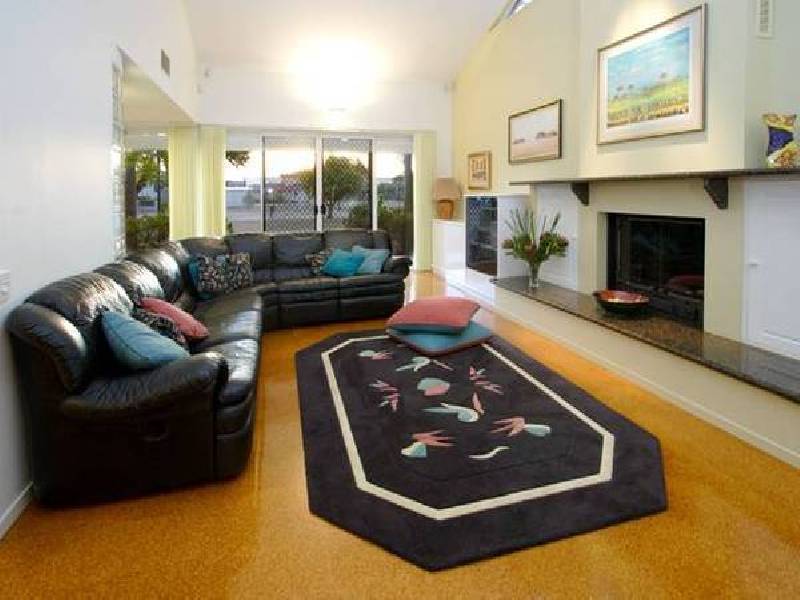 19 Angophora Street, Robertson QLD 4109