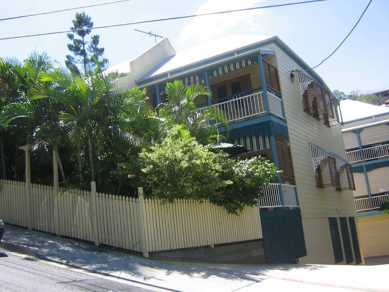 1/12 Sankey Street, Highgate Hill QLD 4101