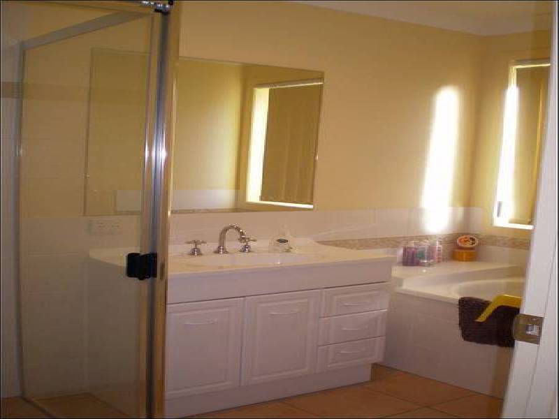 Lake Kurwongbah Court, Logan Reserve QLD 4133