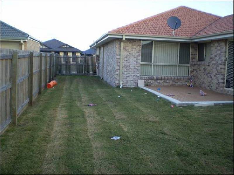 Lake Kurwongbah Court, Logan Reserve QLD 4133