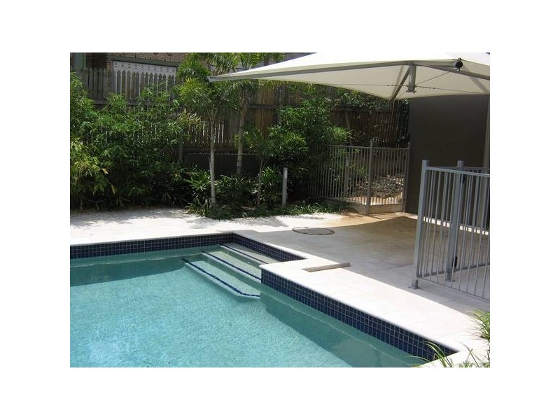 204/18-20 Paradise Street, Highgate Hill QLD 4101