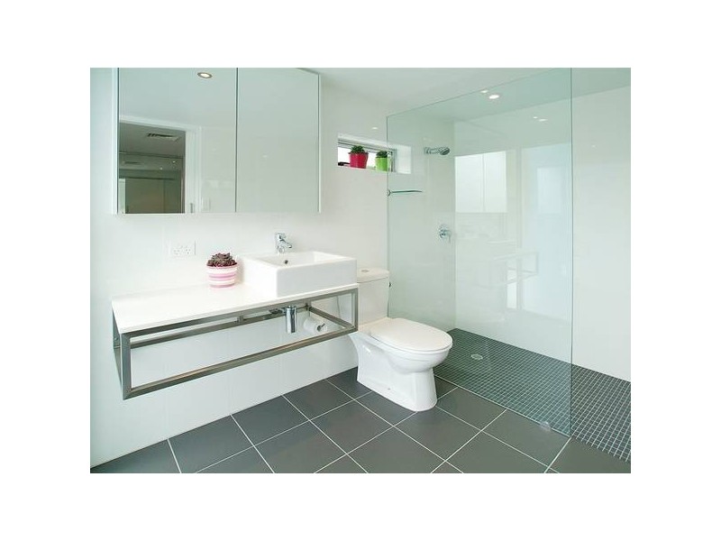 2/8 Brookes, Bowen Hills QLD 4006