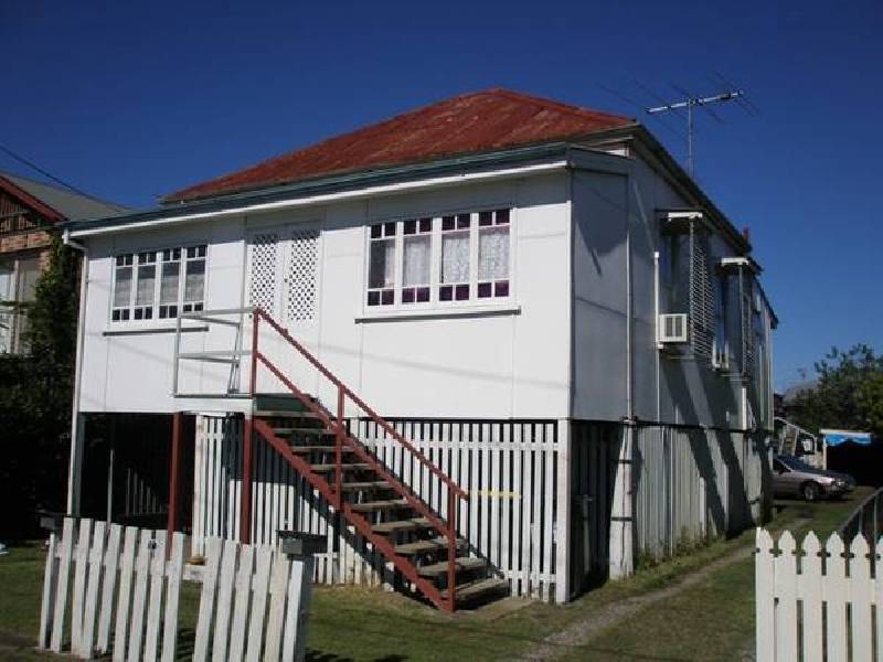 Ellis Street, Greenslopes QLD 4120