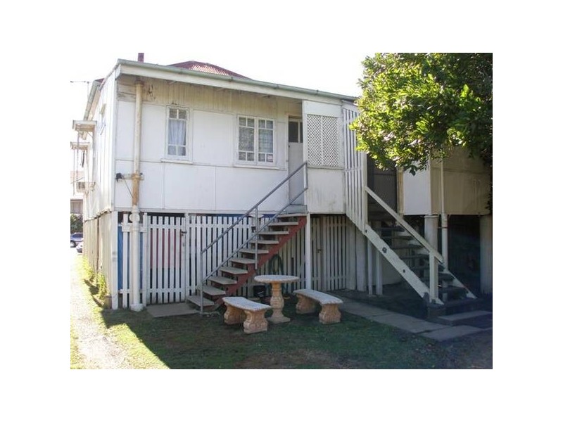 Ellis Street, Greenslopes QLD 4120