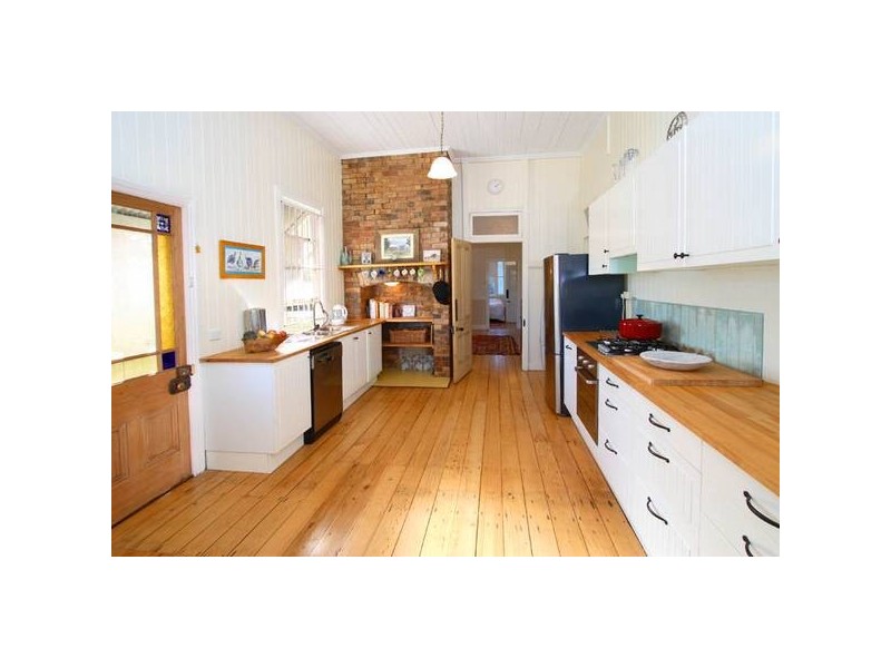 Gray Road, West End QLD 4101