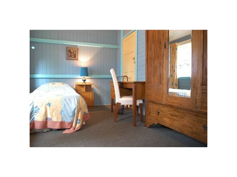 Blakeney Street, Highgate Hill QLD 4101