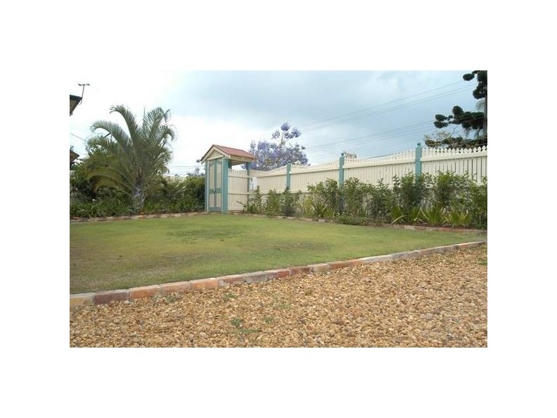 Blakeney Street, Highgate Hill QLD 4101