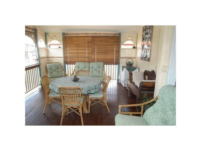 Blakeney Street, Highgate Hill QLD 4101