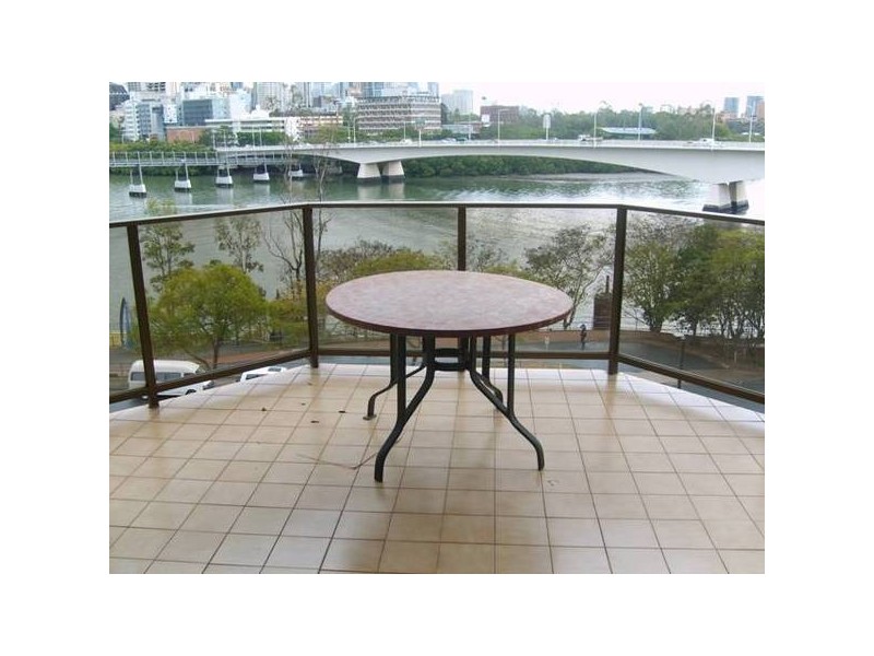 Lower River Terrace, South Brisbane QLD 4101
