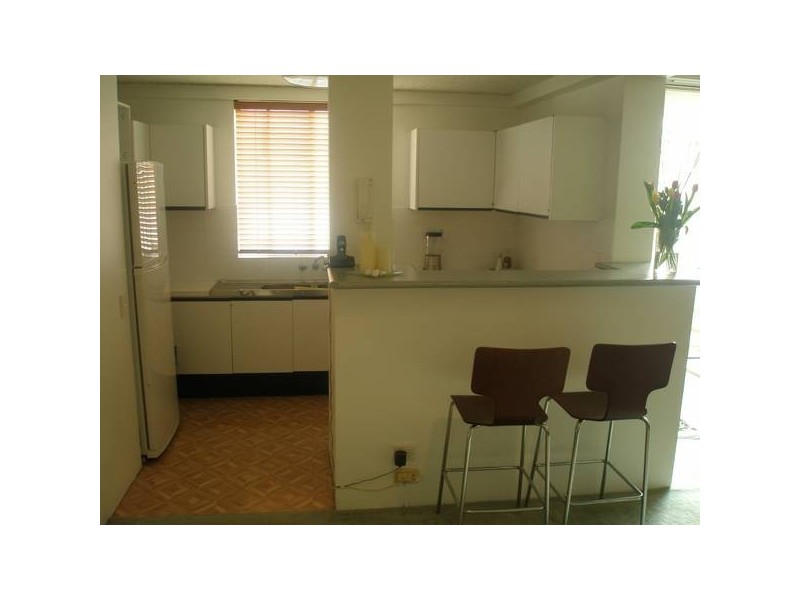 Beaconsfield Street, Highgate Hill QLD 4101