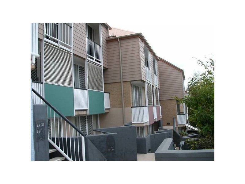 31/492 Main Street, Kangaroo Point QLD 4169