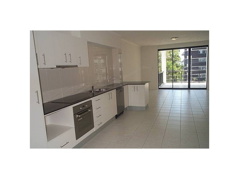 Dornoch Terrace, Highgate Hill QLD 4101