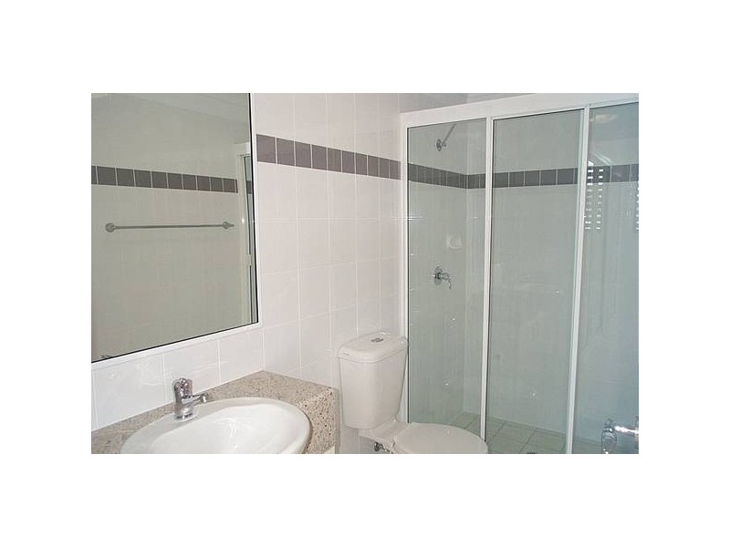 Dornoch Terrace, Highgate Hill QLD 4101