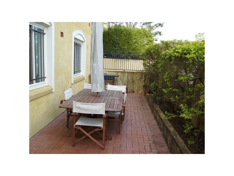 1/19 Ampthill Street, Highgate Hill QLD 4101