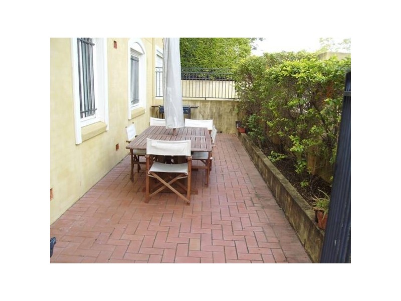 1/19 Ampthill Street, Highgate Hill QLD 4101